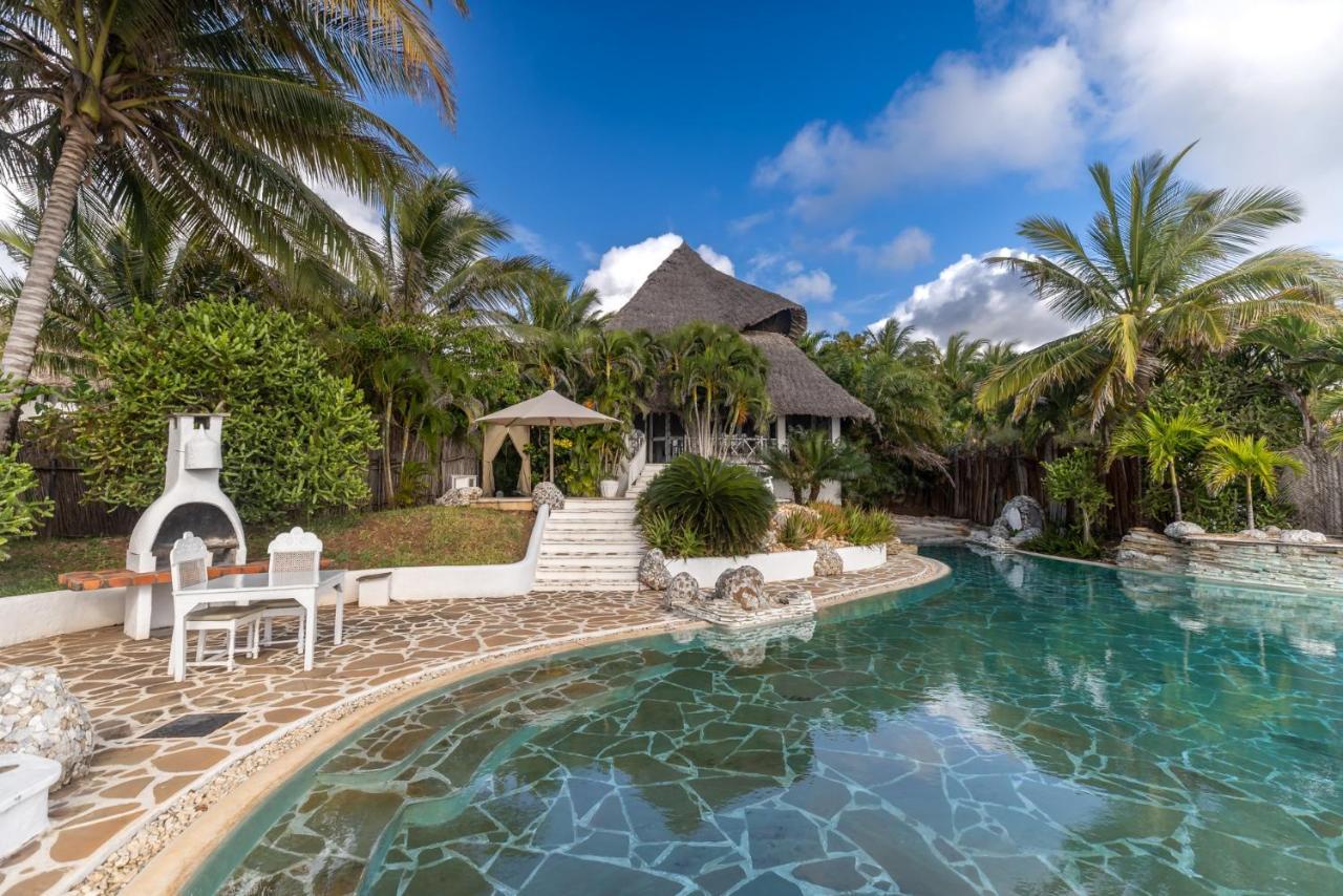 Nuri Boutique Hotel & Villas Msambweni Екстер'єр фото